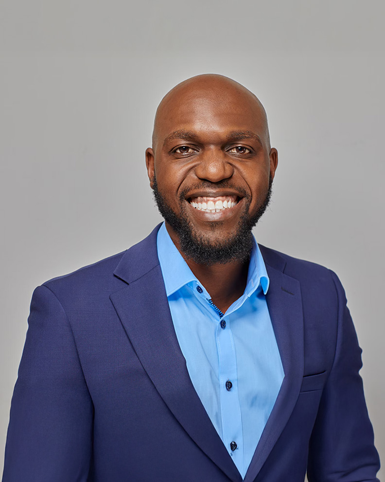 Photo of Larry Madowo